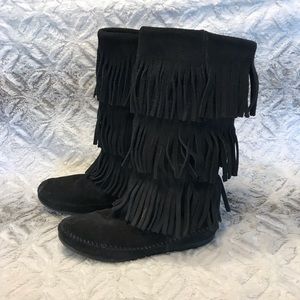 Minnetonka Black Fringe Boot Moccasins
